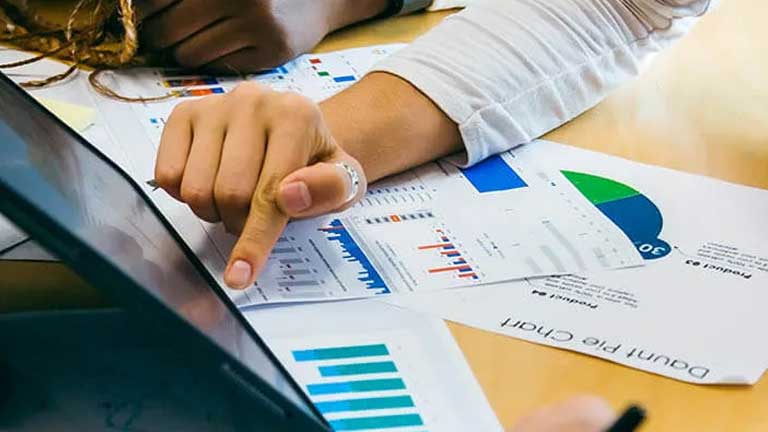 The Benefits of Professional Account Services for Small Businesses